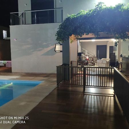 Casa Moderna No Centro Proxima A Atracoes Turisticas Villa Foz do Iguacu Ngoại thất bức ảnh