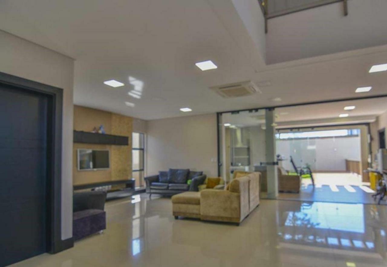 Casa Moderna No Centro Proxima A Atracoes Turisticas Villa Foz do Iguacu Ngoại thất bức ảnh
